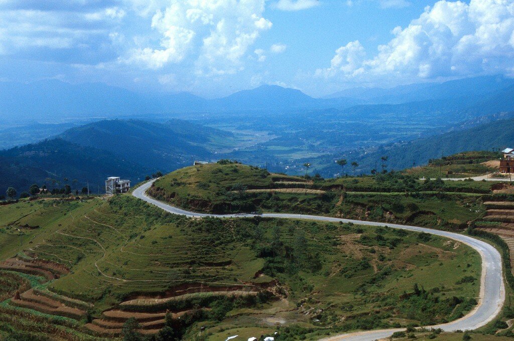 1280px-Nepal_landscape_1